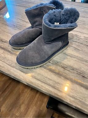 UGG Women's Adoria Tehuano Suede Ankle Boots – Navy Blue size 9